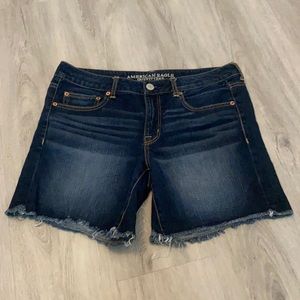American Eagle Bermuda jean shorts size 8